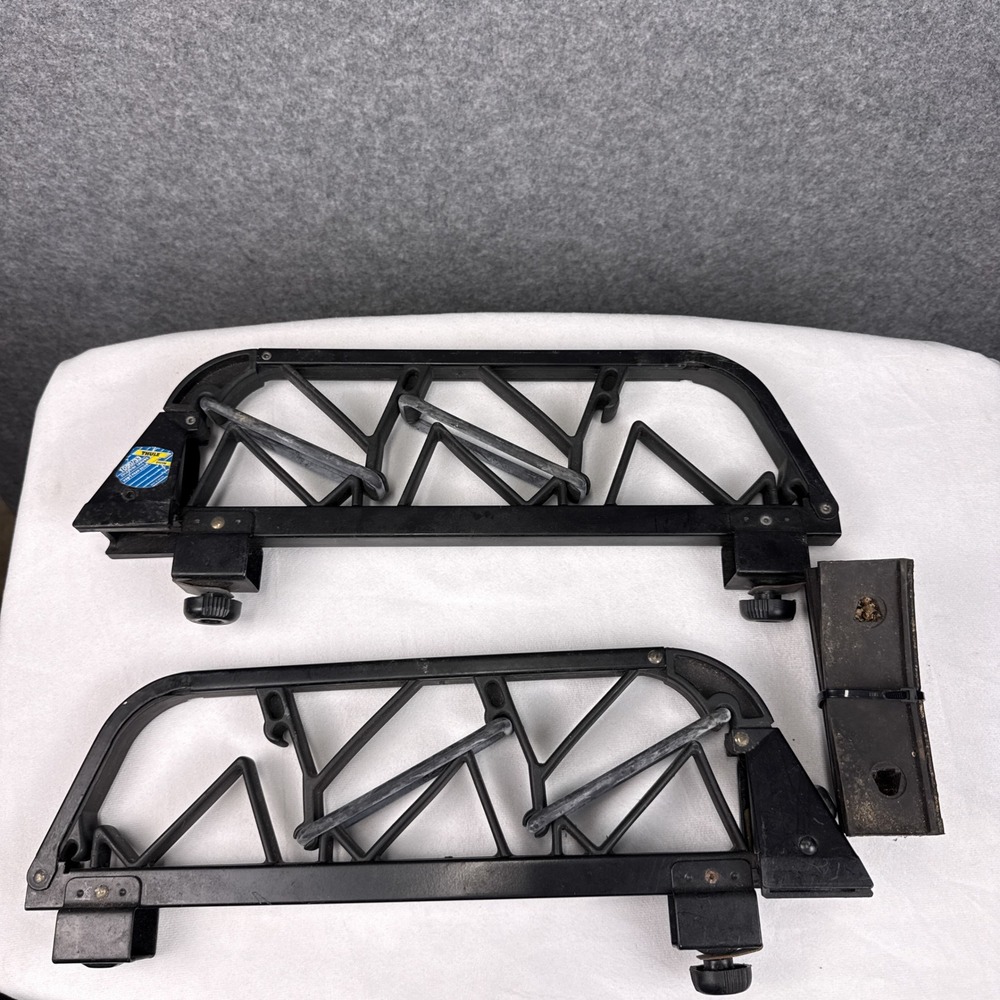 Thule 1050/33 System Vintage Ski Rack Roof Carrier‎ Set Black Made in Sweden - Picture 3 of 6